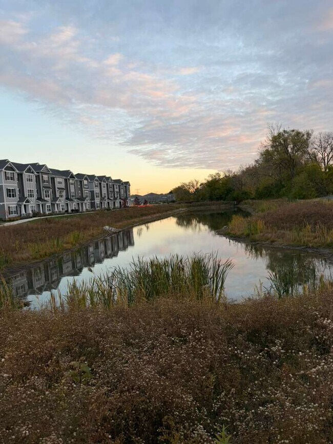 Foto del edificio - 2016 Yellowstone Blvd