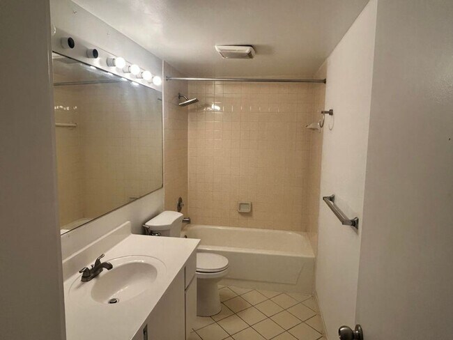 Foto del edificio - Annual Rental in West Palm Beach