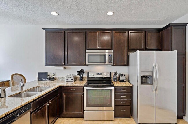 Building Photo - 1370 Turnbridge Dr