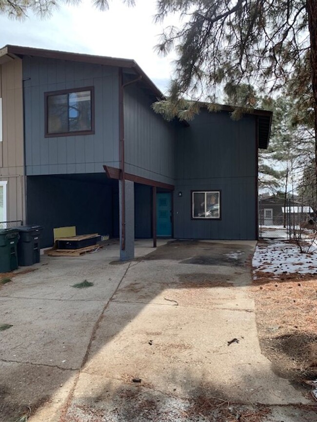 Building Photo - New Flagstaff Rental Near the Base of Mt. ...