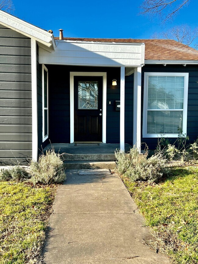 Foto del edificio - 1243 Centerville Rd