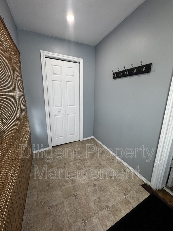 Photo du bâtiment - 492 King George St