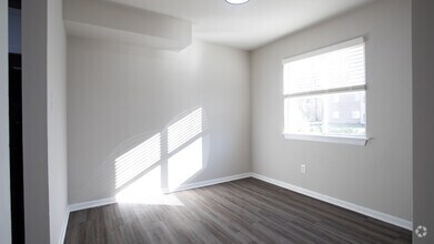 2BR,1.5BA,-1118SF - Pines of York