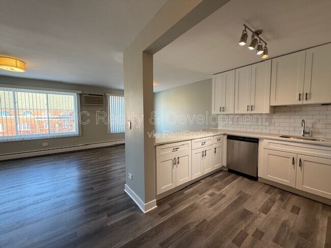 Foto del edificio - 800 Graceland Ave