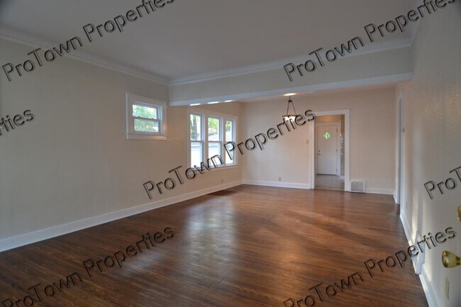 Building Photo - 812 Morgan St