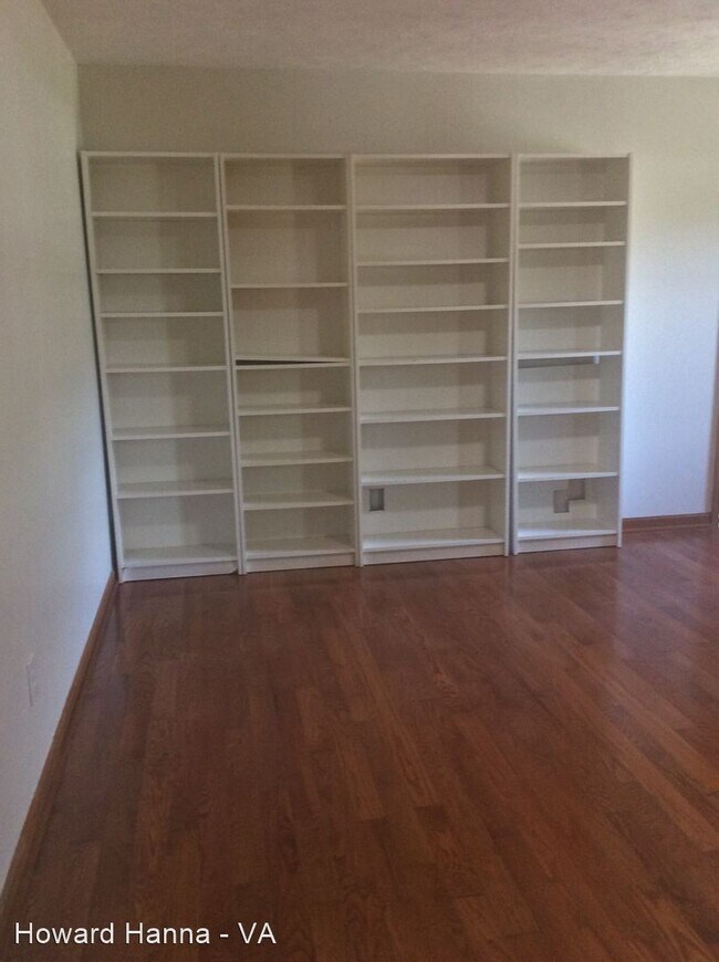 Foto del edificio - 3 br, 2.5 bath House - 104 Branscome Blvd