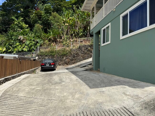 Building Photo - 47-358 Lulani St