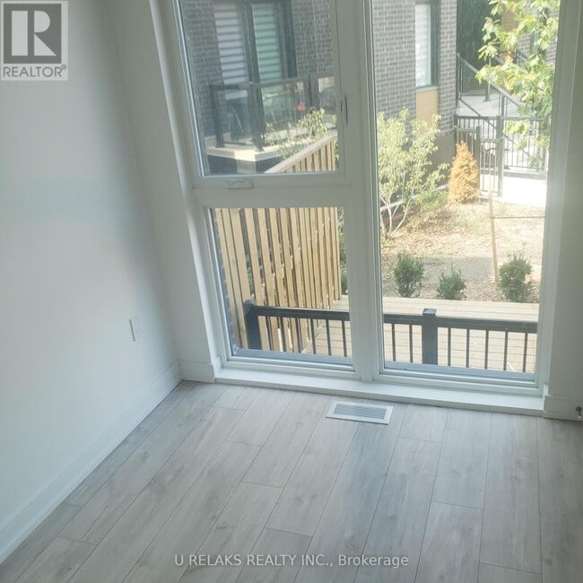 Building Photo - 168 Clonmore Dr
