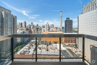 Building Photo - 515 E 72nd St
