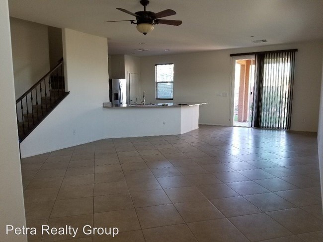 Foto del edificio - 9232 Keystone Ridge Ave