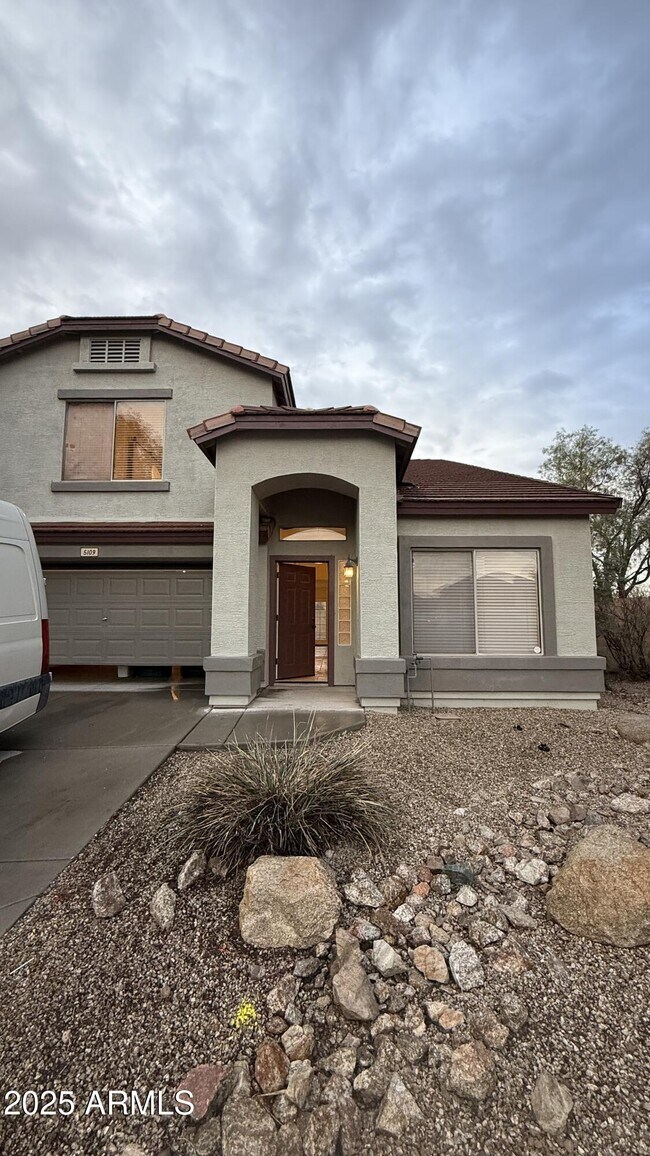 Building Photo - 5109 N 125th Dr