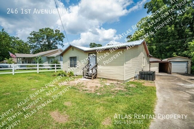 Foto del edificio - 246 1st Ave NW