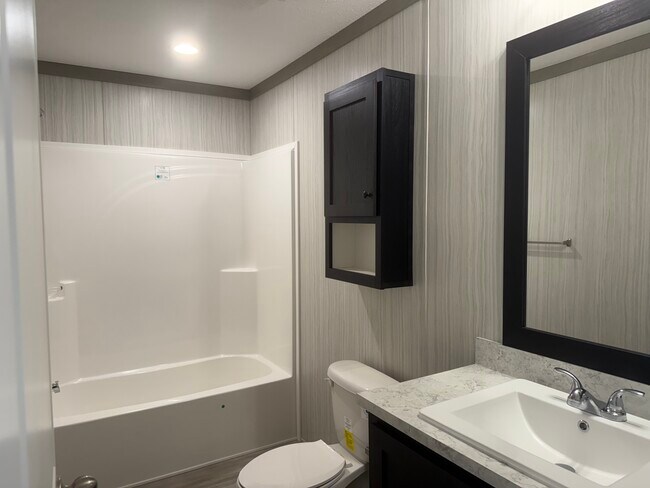 Foto del edificio - 40 Canal Dr