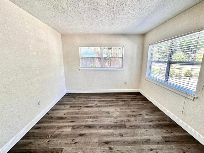 Foto del edificio - 2510 Boyd Ave