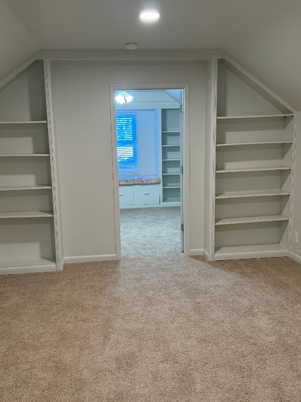 Foto del edificio - 5228 Rutland Ave