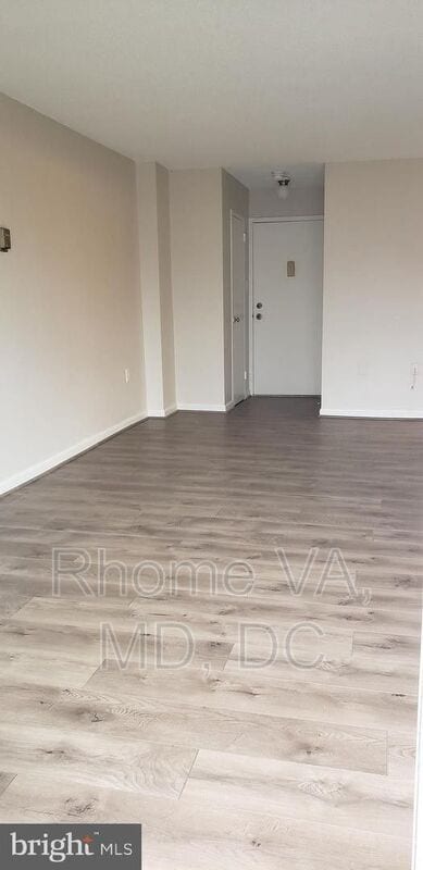Building Photo - 2500 N Van Dorn St