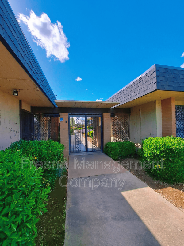 Foto del edificio - 3051 N West Ave