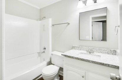 Foto del edificio - 5329 Hickory Hollow Ln