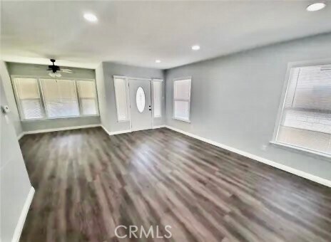 Foto del edificio - 220 S Fremont Ave