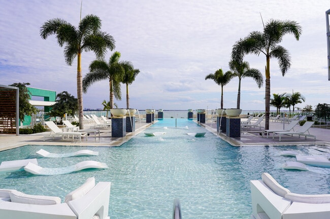 Building Photo - The Emerson at Rocky Point