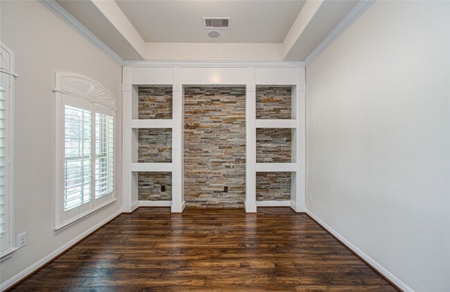 Foto del edificio - 28666 Pleasant Forest Dr