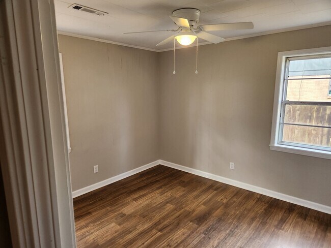 Foto del edificio - 804 Kimberley Dr