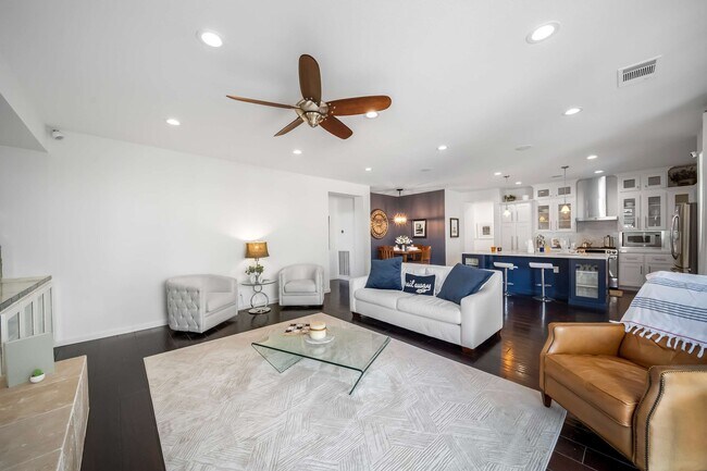 Foto del edificio - 47870 Sumac St