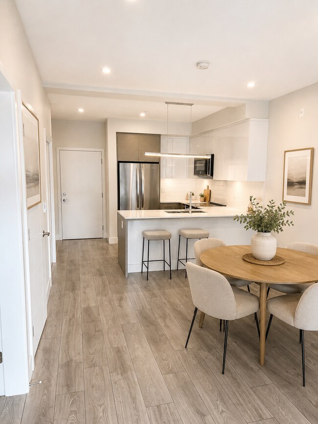 Photo du bâtiment - 45500-45500 Market Way