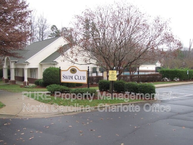 Building Photo - 17811 Delmas Dr
