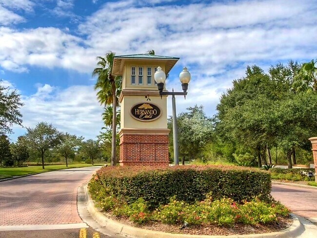 Foto del edificio - 17589 Garsalaso Cir