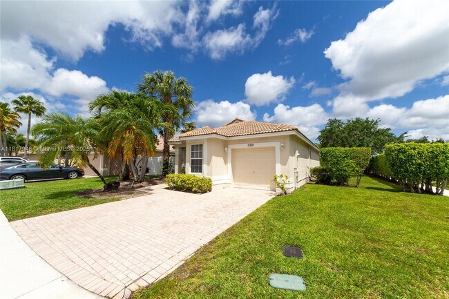 Foto del edificio - 11811 SW 8th St