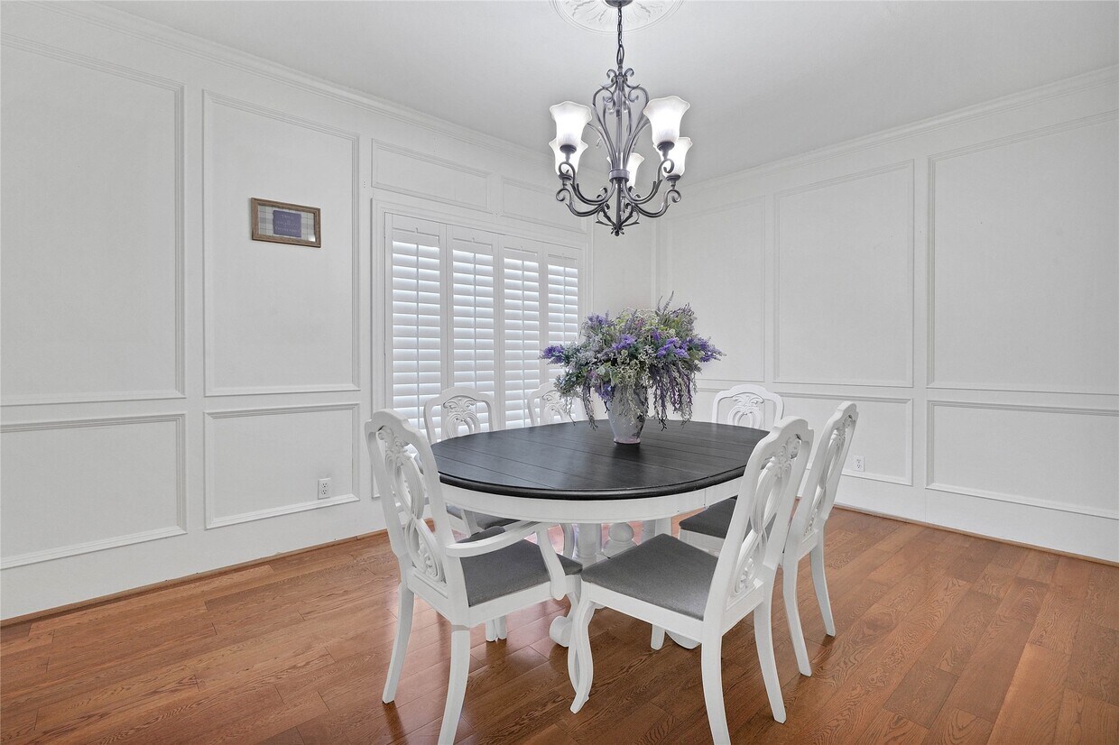 Building Photo - 1802 Potomac Dr