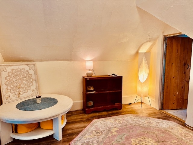 Cozy tea room with bookshelf and lamps. - 302 Van Deusen St