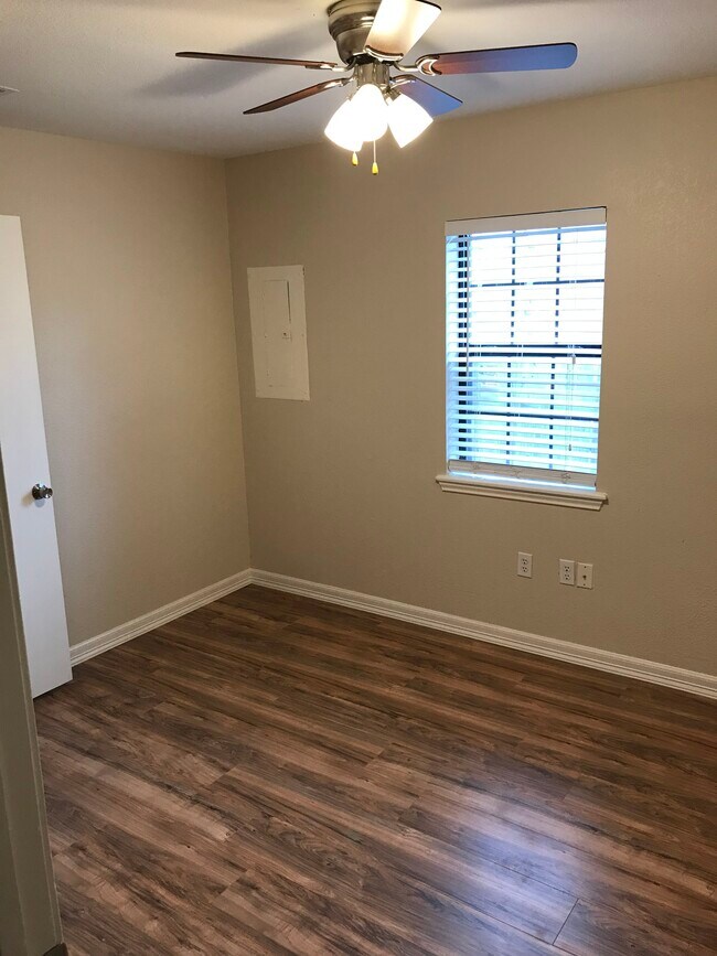 Foto del edificio - 306 N 9th Ave