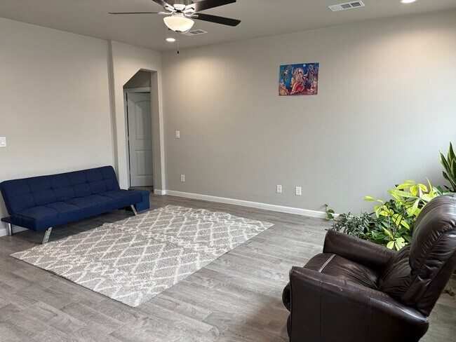 Building Photo - 1003 Fortitude Ct