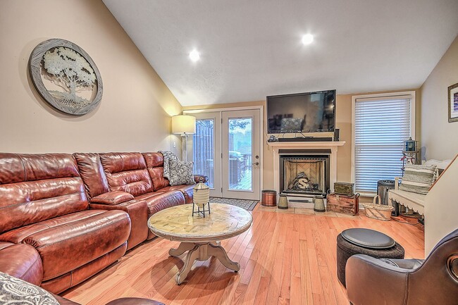 Foto del edificio - 3 Bedroom 2 Bath Condo  Blountville, TN