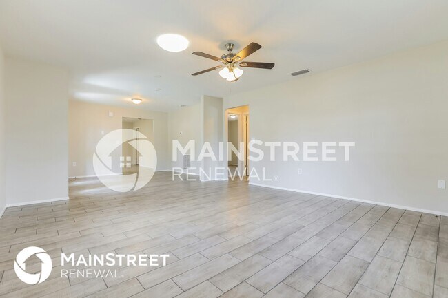 Foto del edificio - 1161 S Brink Ave