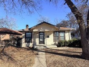 Building Photo - 255 Cumberland Rd