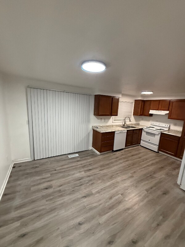 Foto del edificio - 7300 SW 130th Ave