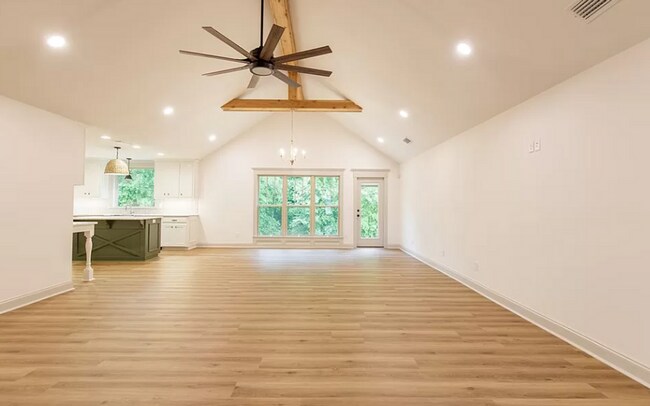 Foto del edificio - Charming 4-Bedroom Rental Home with Modern Upgrades in Northlake Subdivision, Valdosta, GA
