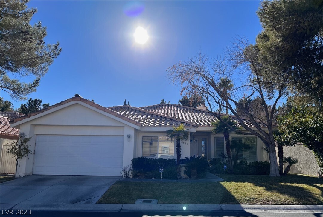 8981 Rivers Edge Dr, Las Vegas, NV 89117 House Rental in Las Vegas