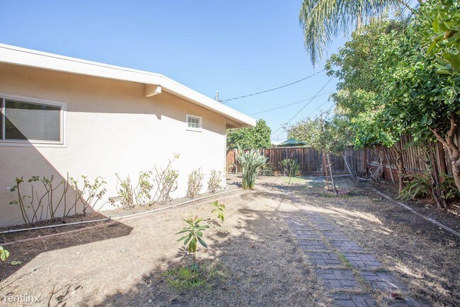 Foto del edificio - 3 br, 2 bath House - 123 Hamilton Avenue