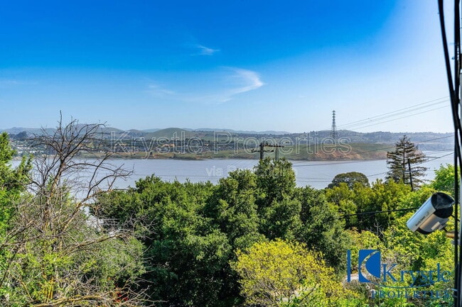 Foto del edificio - 517 Alhambra St