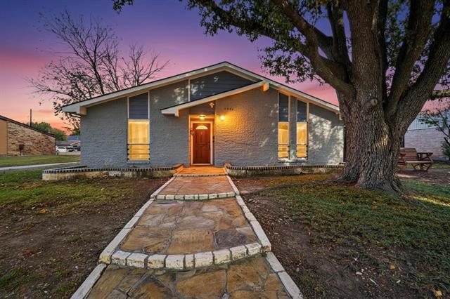 Foto del edificio - 4006 Mayflower Dr