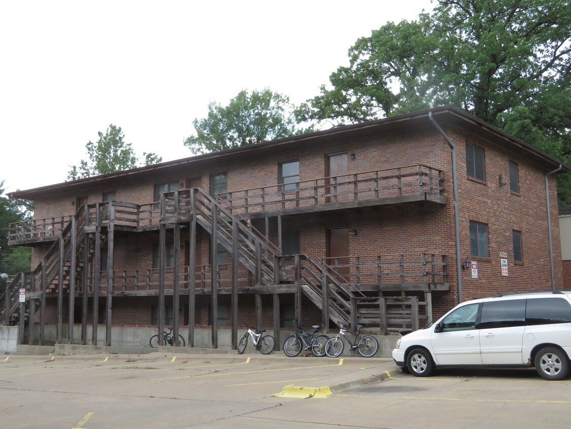 Foto principal - 1225 Ratone St