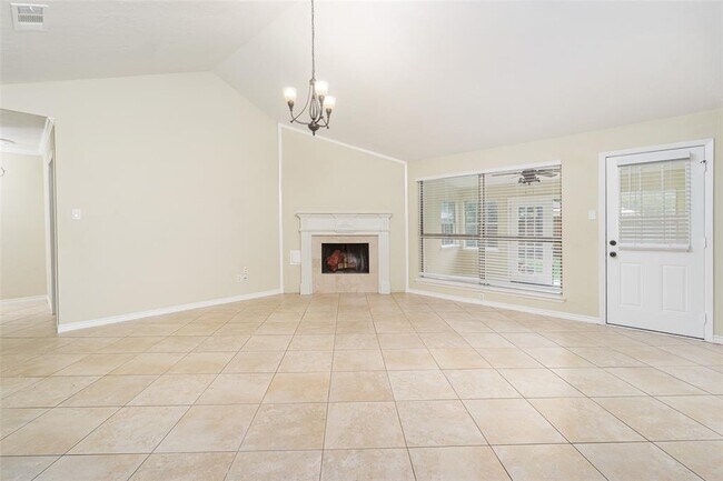 Foto del edificio - 608 Pebbleshire Dr