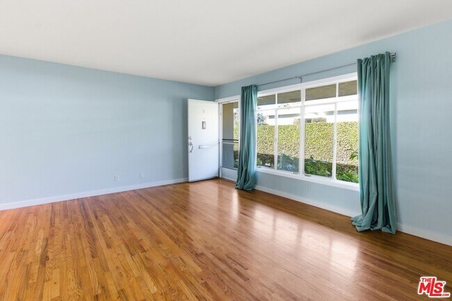 Foto del edificio - 853 12th St