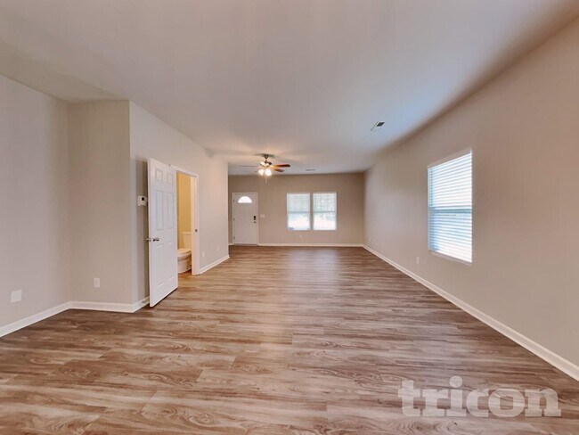 Building Photo - 616 Sawtooth Oak Drive