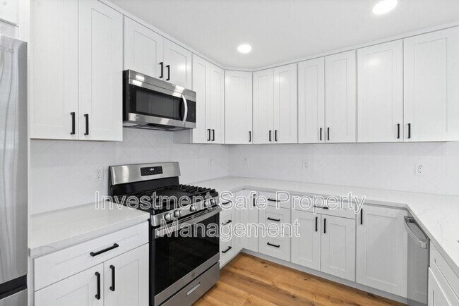 Foto del edificio - 4026 Charles St