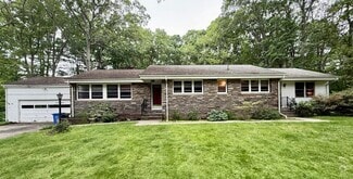 Building Photo - 15 Highland Rd